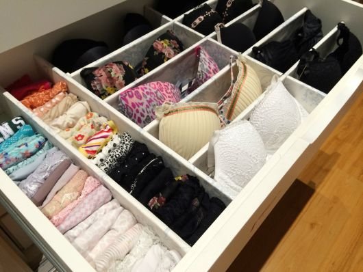 como organizar gavetas de lingerie