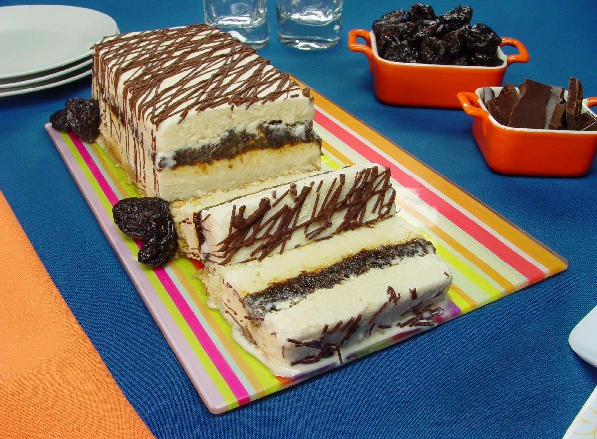 Pavê de sorvete brigadeiro e cookies