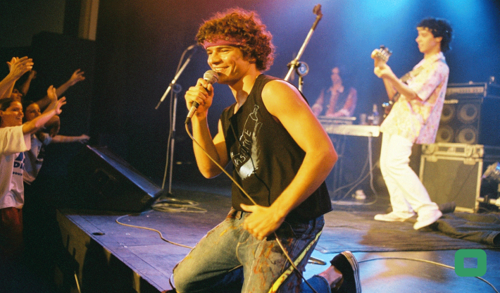 Slide 8 de 20: Daniel de Oliveira interpreta o falecido cantor, neste filme inspirado no livro ‘Cazuza, Só As Mães São Felizes’, escrito por Lucinha Araújo, mãe de Cazuza, e pela jornalista Regina Echeverria.