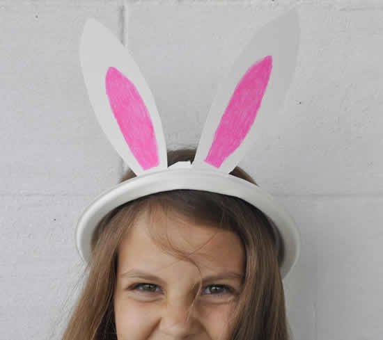 Tiara com orelha de papel para a Páscoa