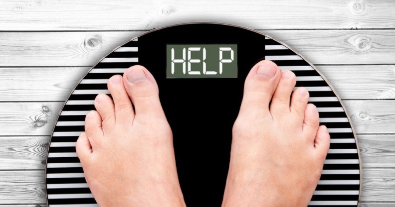 Slide 5 de 8: Alimentos picantes promovem a aceleração do metabolismo, reduzindo o tecido adiposo. Muitos estudos demonstraram que a capsaicina, o principal composto dos pimentões, tem um efeito termogênico, que pode fazer com que o corpo queime calorias extras.