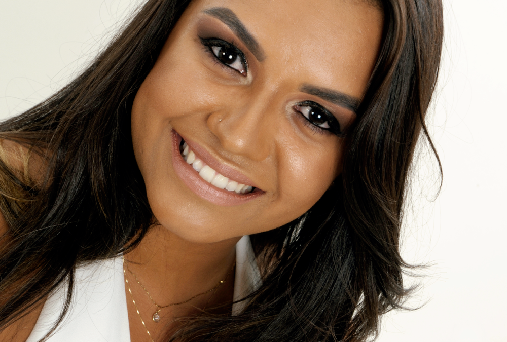 MULHERES ADMIRAVEIS: LAIS FELIX