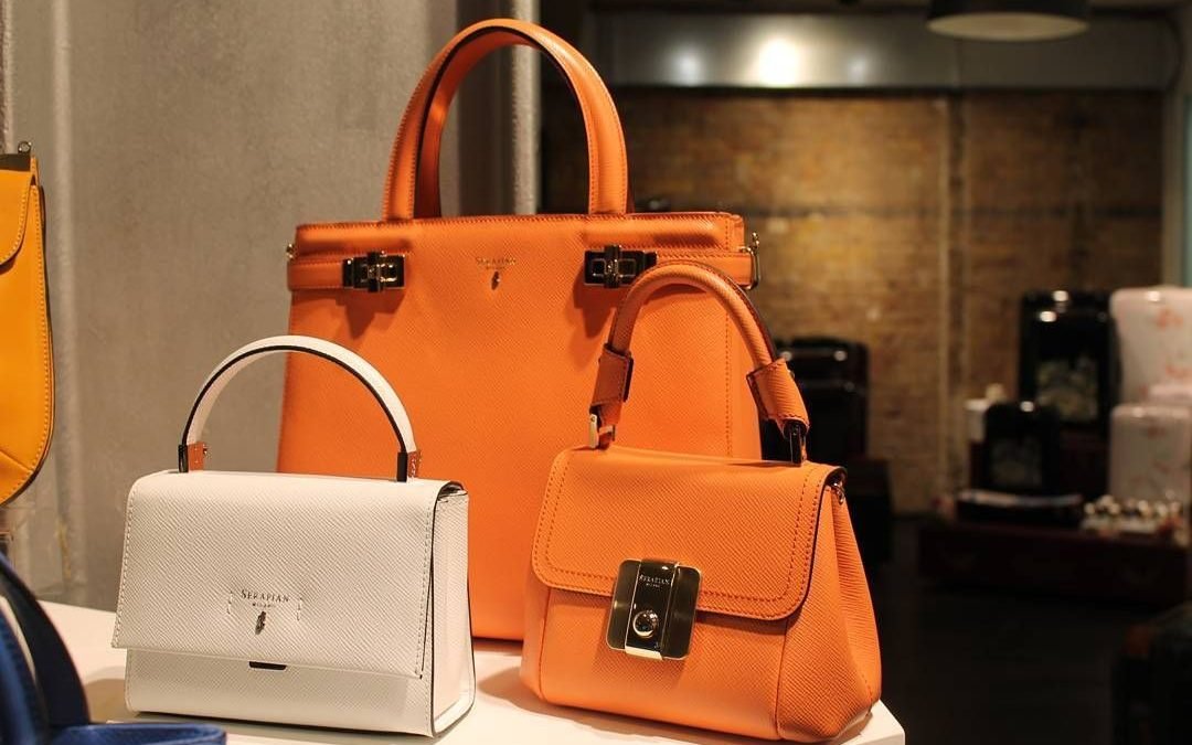 10 coisas que toda mulher deve ter dentro da bolsa