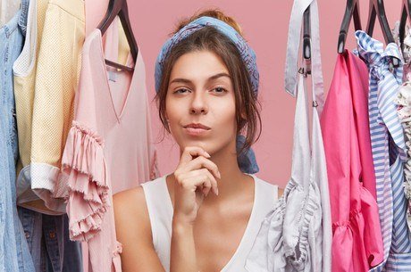 Como vender roupas que você não usa mais e ter um dinheirinho extra