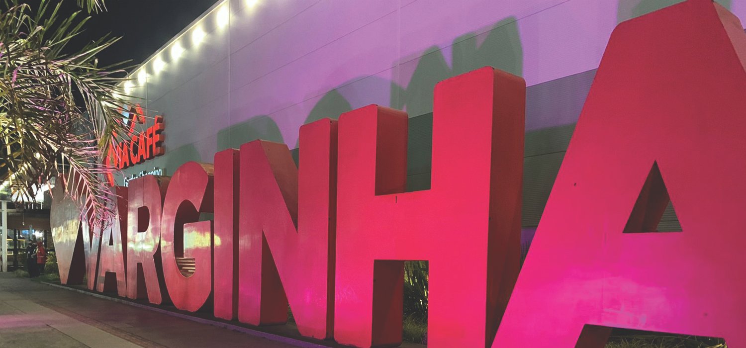 Via Café Garden Shopping promove Desfile Outubro Rosa, nesta quinta-feira.