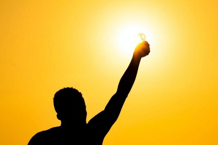 Autoconhecimento: o que é, como desenvolver e testes interativos para 2022