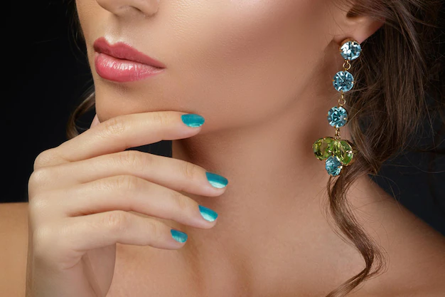 Brincos para formatura, qual é a melhor opção para usar?