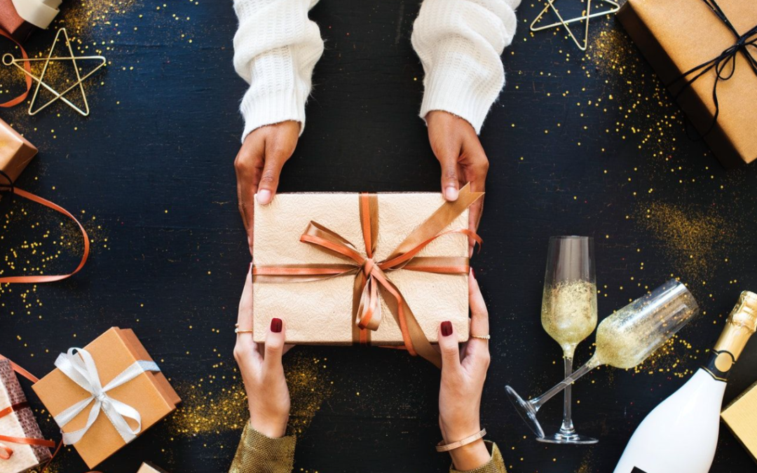 Como fazer amigo secreto diferente? 13 variações de festas